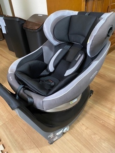《取引中》チャイルドシート　コンビ　NEROOM 《価格相談》