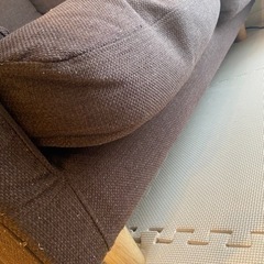 ニトリ2人掛けソファ・クッションセットの画像