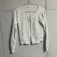 ロディスポット　カーディガン　グレー　レースがかわいいです