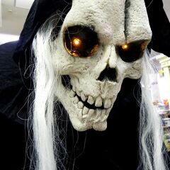 喋る！動く！光る！ GRIM REAPER フィギュア 高さ：約175cm ハロウィン コストコ 死神 グリムリーパー コスプレ 札幌市 厚別区の画像