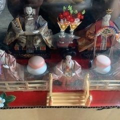 ひな人形中古品です