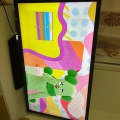 SHARP 32inch テレビとテレビ台の画像