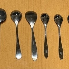 バラのスプーン8本とフォーク5本セットの画像