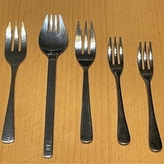 バラのスプーン8本とフォーク5本セットの画像