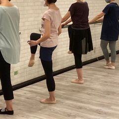 Y－バレエストレッチ　名古屋栄（ナディアパーク内）／　熱田文化小劇場