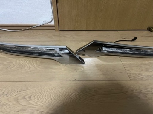 値下げ20ヴェルファイア後期ヘッドライトガーニッシュ