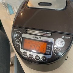 炊飯器、電子ピアノ、電子ピアノ台差し上げます！