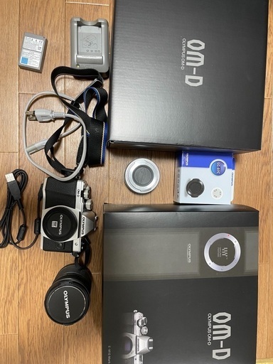 OM-D EM10 mark2 ダブルズームレンズキット（値下げしました）