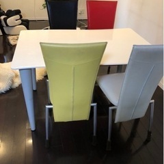 机と椅子4脚セット