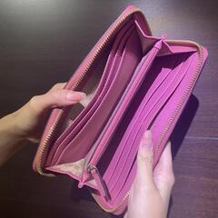 値下げしました！　※8/10(水)まで　(代理出品)　マイケルコース　長財布の画像