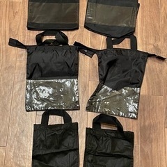 ポーチ 6個セット 一部破れや穴ありの画像