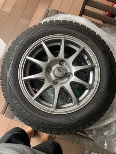 スタッドレスタイヤ