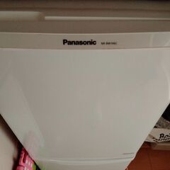 パナソニック　単身者用　冷蔵庫　NR-BW146C