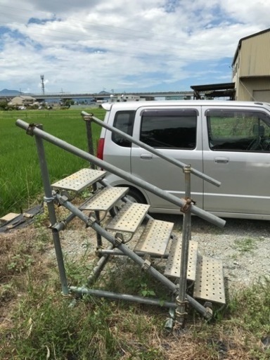 階段　単管足場　