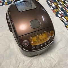 7月29日引取限定　ZOJIRUSHI炊飯器の画像