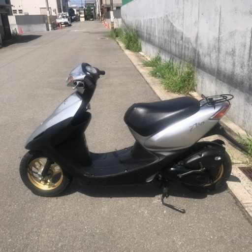 ⭕️(完売御礼)HONDA Dio 50定番色　シルバー　クラス最高の超低燃費