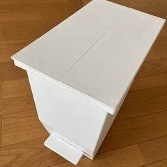 ★【お取引決定】ペダル式　ゴミ箱　20Lの画像
