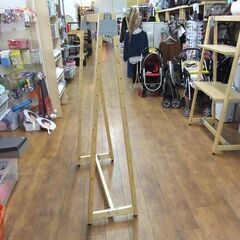 店舗什器 木製 ハンガーラック cement PLUS セメントプラス デルタフレーム 幅102cm 札幌市 厚別区の画像