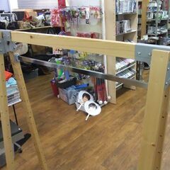 店舗什器 木製 ハンガーラック cement PLUS セメントプラス デルタフレーム 幅102cm 札幌市 厚別区の画像