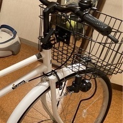 軽快車　シティサイクル　シグネ白