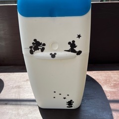ミッキーマウスの臭わないゴミ箱　オムツ　ペットシーツの処理に