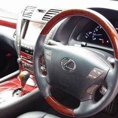 内装も！外見も！特別なレクサスの画像