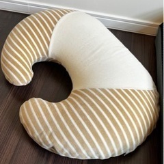 Baby kids 抱っこ紐寝具おむつ用ゴミ箱授乳クッションおまとめの画像