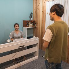 "町田、府中にあるアットホームな音楽教室 「ミュージックサロンフォーボイス 」 です。 【レッスン科目一覧】 ・ボイストレーニング(ボイトレ） ・レコーディングレッスン ・キッズレッスン 音楽を通し、 人と人との繋がりを大切にしています。 是非一度、無料体験レッスンへお越しください。"の画像