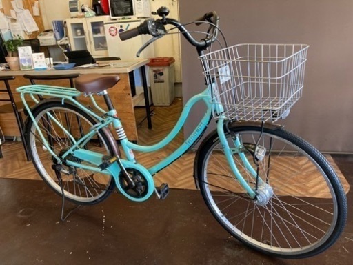 取引中【LEDオートライト】6段変速　26インチ自転車　エメラルドグリーン