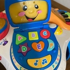 大幅値下げ🌟フィッシャープライスラーニングテーブルの画像