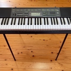 キーボード「CASIO CTK2200、スタンド付き」