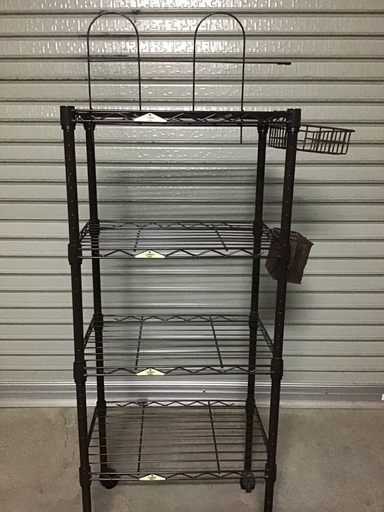 【受け渡し内定しました】中古・メタルラック（ブラウン）です。