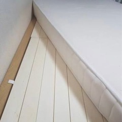 無印　セミダブルベッドマット高密度ポケットコイル　シーツおまけの画像