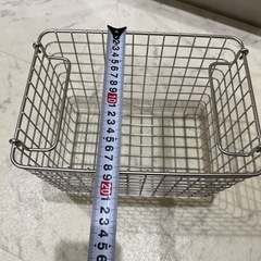 無印良品ステンレス製カゴの画像