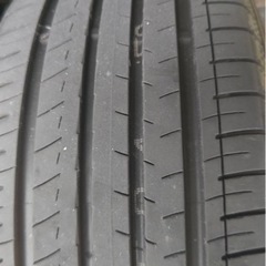 ヨコハマ   ブルーアースGT     245/40/19/の画像