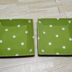 お皿2点セット 水玉柄 オシャレ 食器 小物置きのトレイにも♪