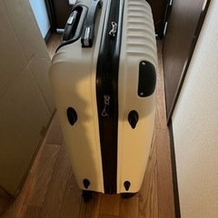スーツケースの画像