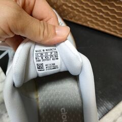 adidasスニーカー　①の画像