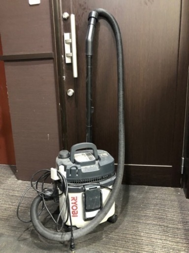 乾湿両用集じん機