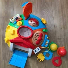 （取引中）アンパンマン　ベビラボ　まんまる！いたずらあそびDX