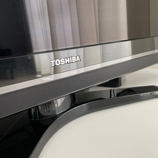 東芝　テレビ　REGZA 37R1