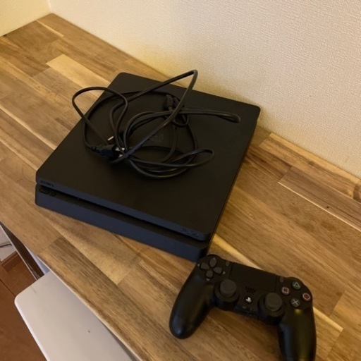 【美品 短期出品】　PS4 500GB