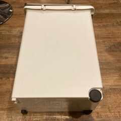 分別ゴミ箱の画像