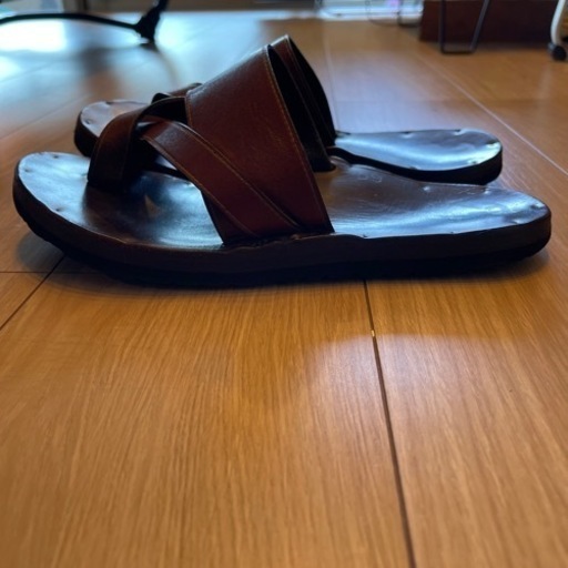 【定価6.5万円/ 値下げしました】ユッタニューマン FRANK D9 ブラウン レザーサンダル