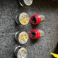 ホイールロックナットの画像