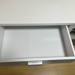 【値下げ交渉可】食器棚　キャスター付(7/31引取まで)の画像