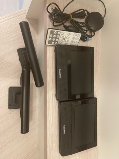 タブレットDVDプレーヤー　車載用
