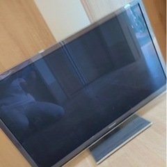 パナソニック　42型　液晶テレビ