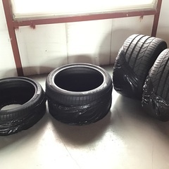ピレリP ZERO 305/30ZR19 235/35ZR19 ...