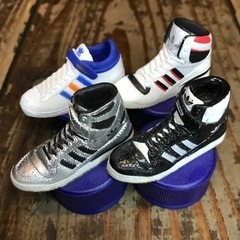PEPSI × adidas スニーカーボトルキャップ の画像